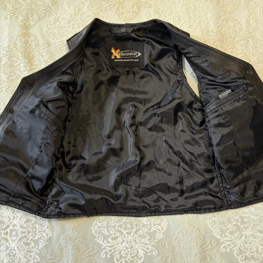 Xelement Motorcycle Genuine Leather Vest With Braided Detail Black Size Large - Picture 5 of 8